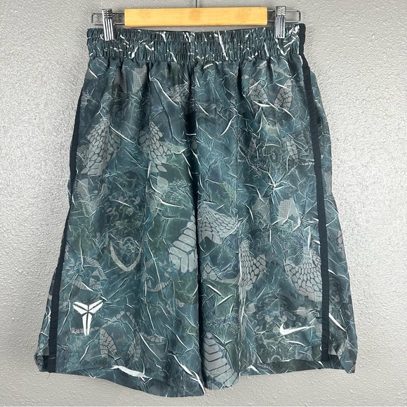Nike Mamba Emerge Basketball Shorts Hyperlite Men’s M Kobe Bryant Gray/Black